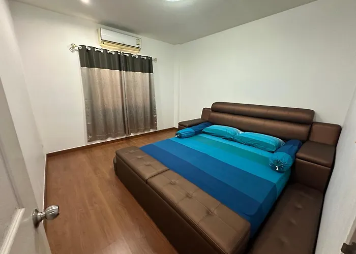 Family House - Long In Bkk * バンコク都