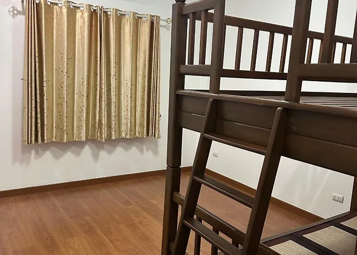 Family House - Long In Bkk